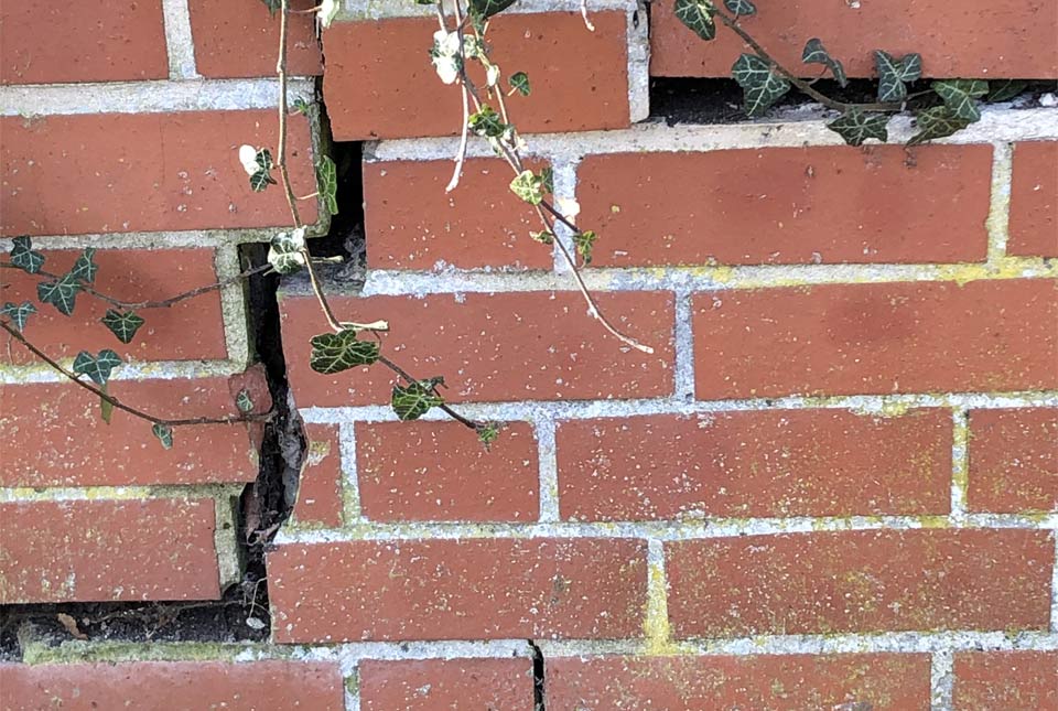 Crack in a wall due to subsidence
