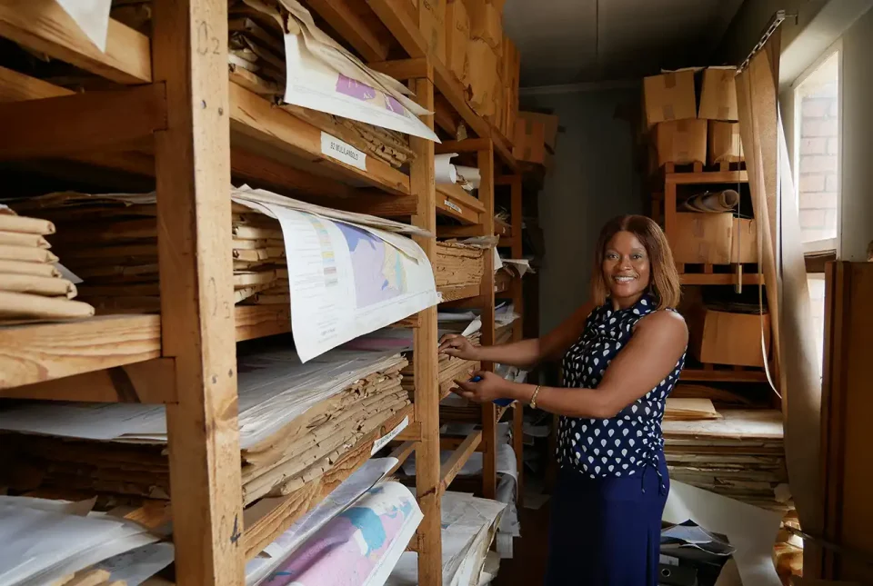 Rebecca Mumpansha, a GSD librarian, with the sales stock of geological maps. © Rachel Talbot.